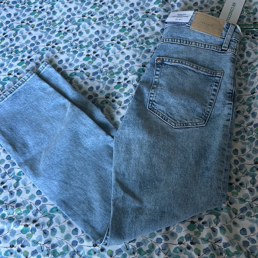 New high wasted jeans